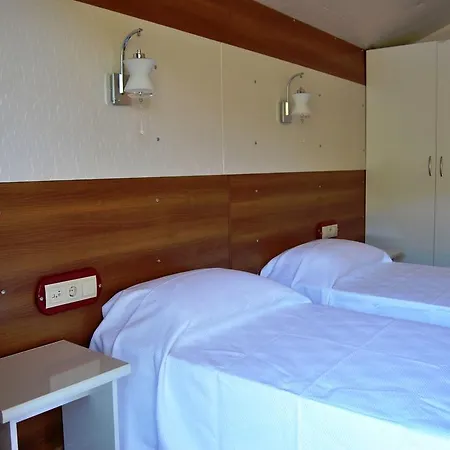 Κάμπινγκ Bungalov *